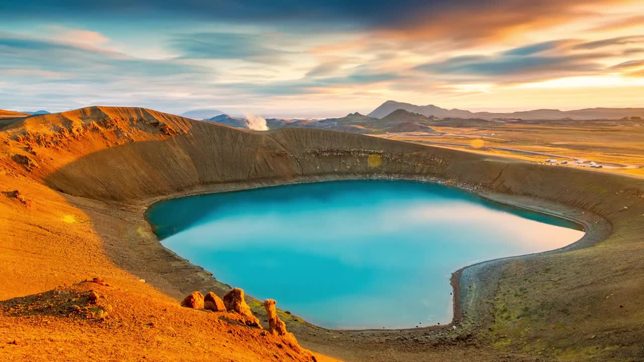 冰岛火山湖落日夕阳火烧云视频素材