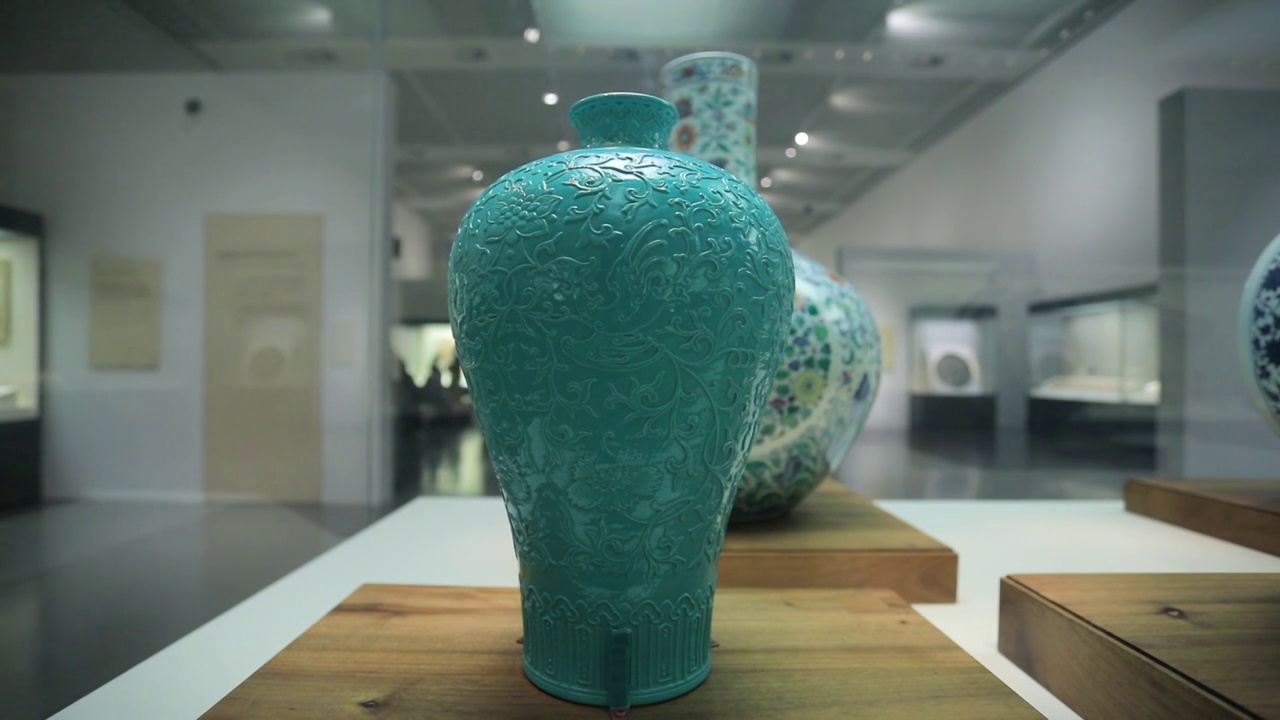 北京中国国家博物馆松石绿釉梅瓶清乾隆视频下载