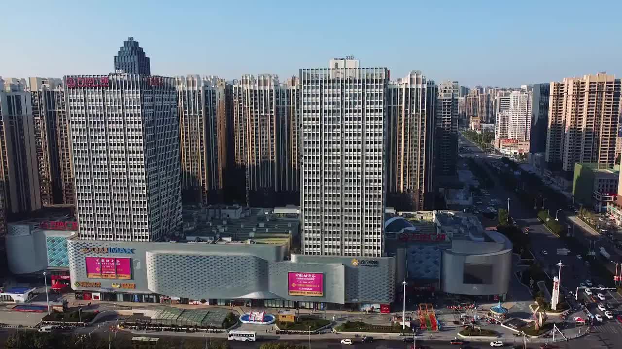 荆门市 掇刀区 象山大道 生态运动体育场  万达广场 红星时视频素材