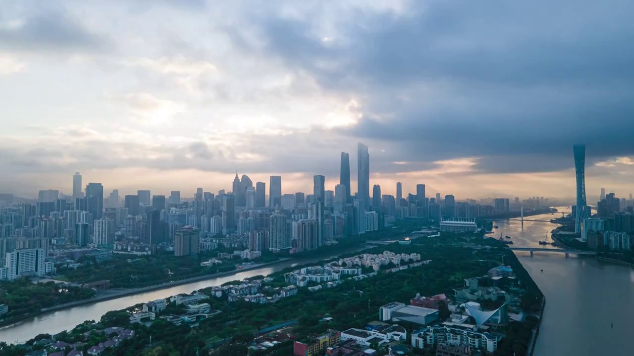 廣州珠江新城城市天際線日出延時攝影航拍視頻素材
