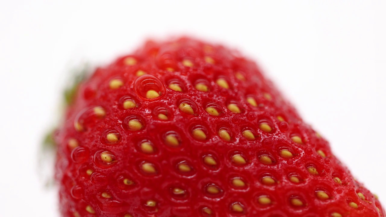 草莓水滴视频素材
