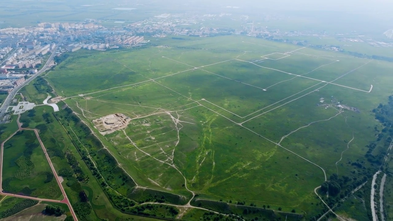 内蒙古赤峰市巴林左旗辽上京遗址考古挖掘现场（航拍）视频下载