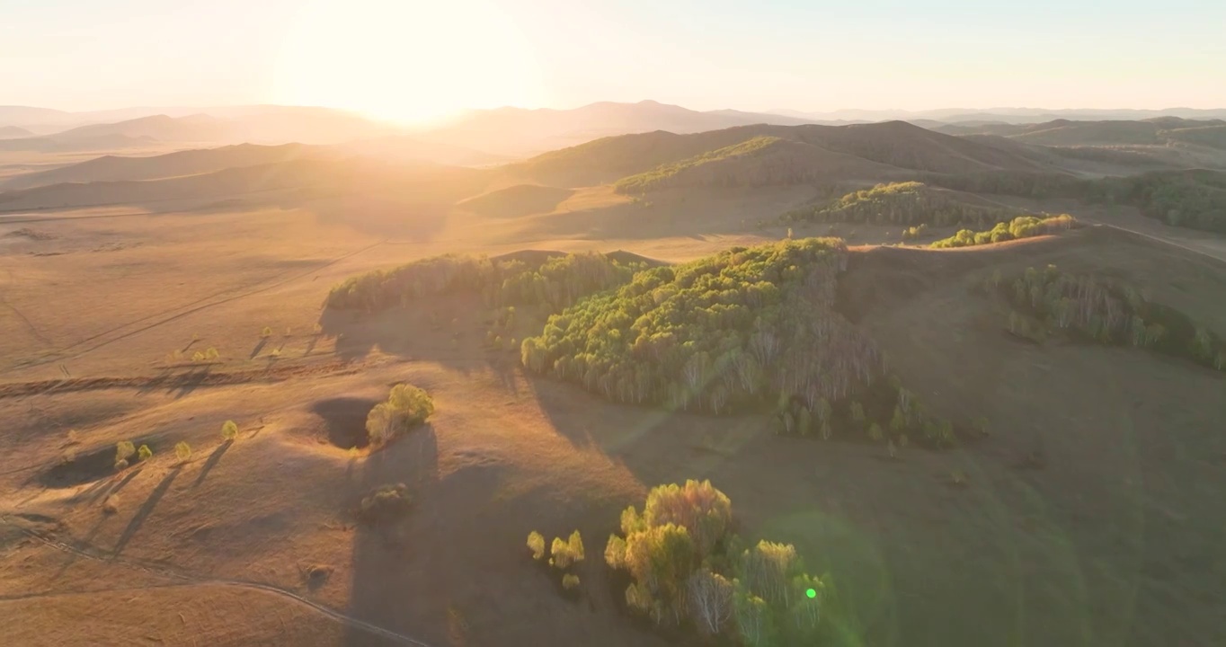 內蒙烏蘭布統核心景區草原的秋天視頻素材