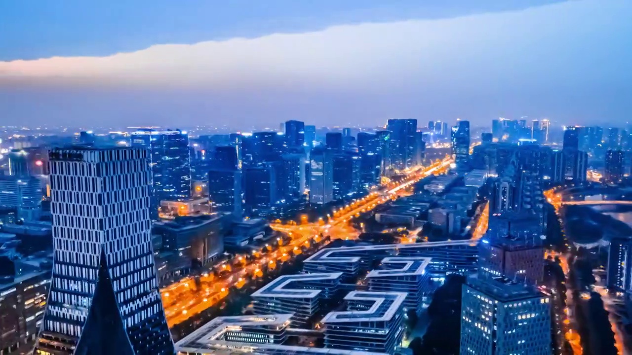 中国成都高新区建筑群天府大道航拍延时视频素材