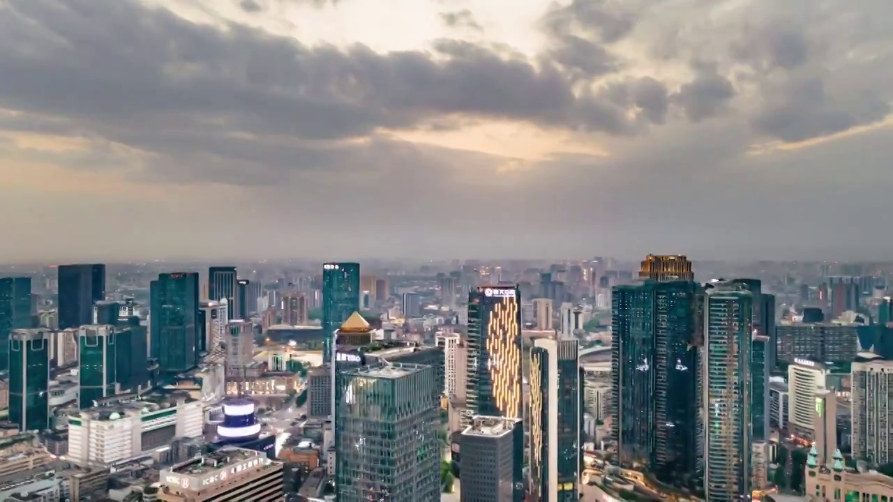 中国成都市区建筑群延时航拍 (1)视频素材