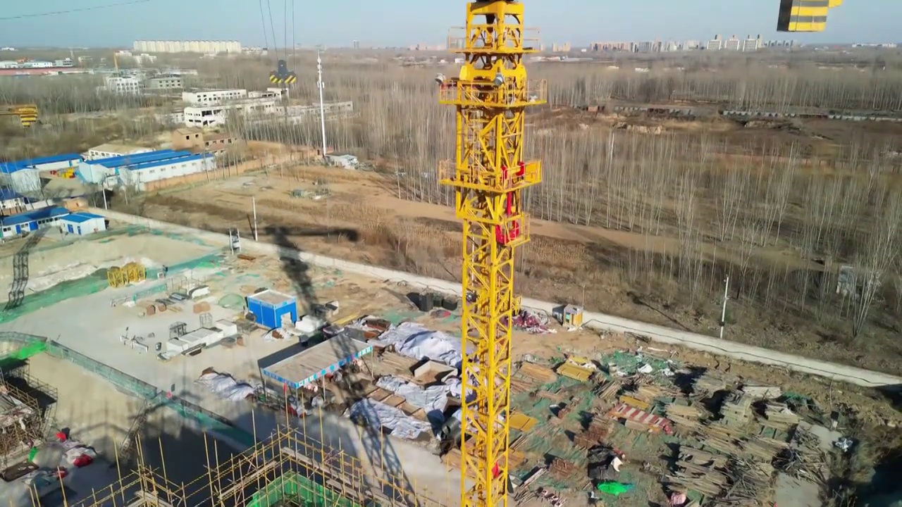 4K航拍房地产开发-楼盘施工建筑工地塔吊视频素材