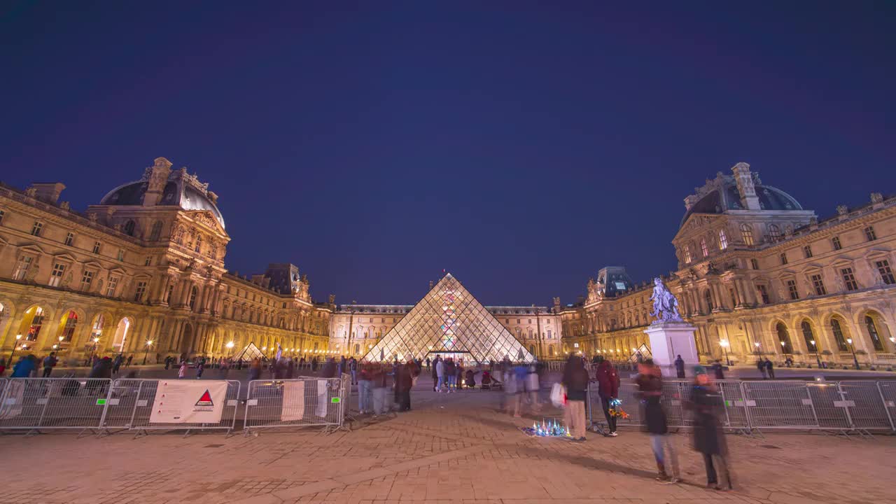 法国卢浮宫夜景8K延时摄影视频素材