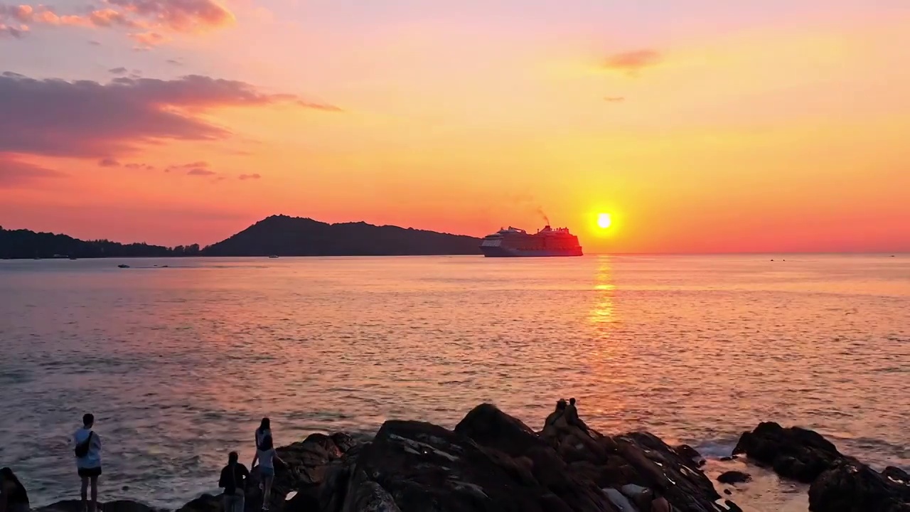 航拍泰国普吉岛日落视频素材