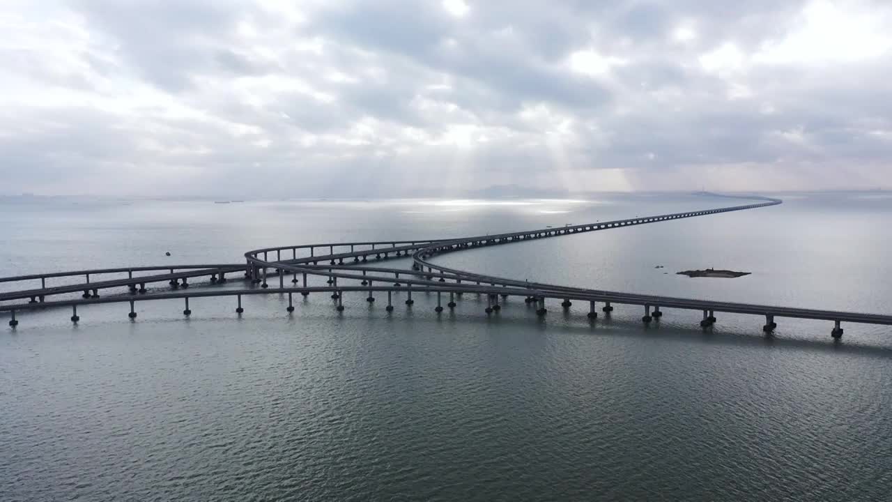 山东省青岛胶州湾跨海大桥风景视频素材