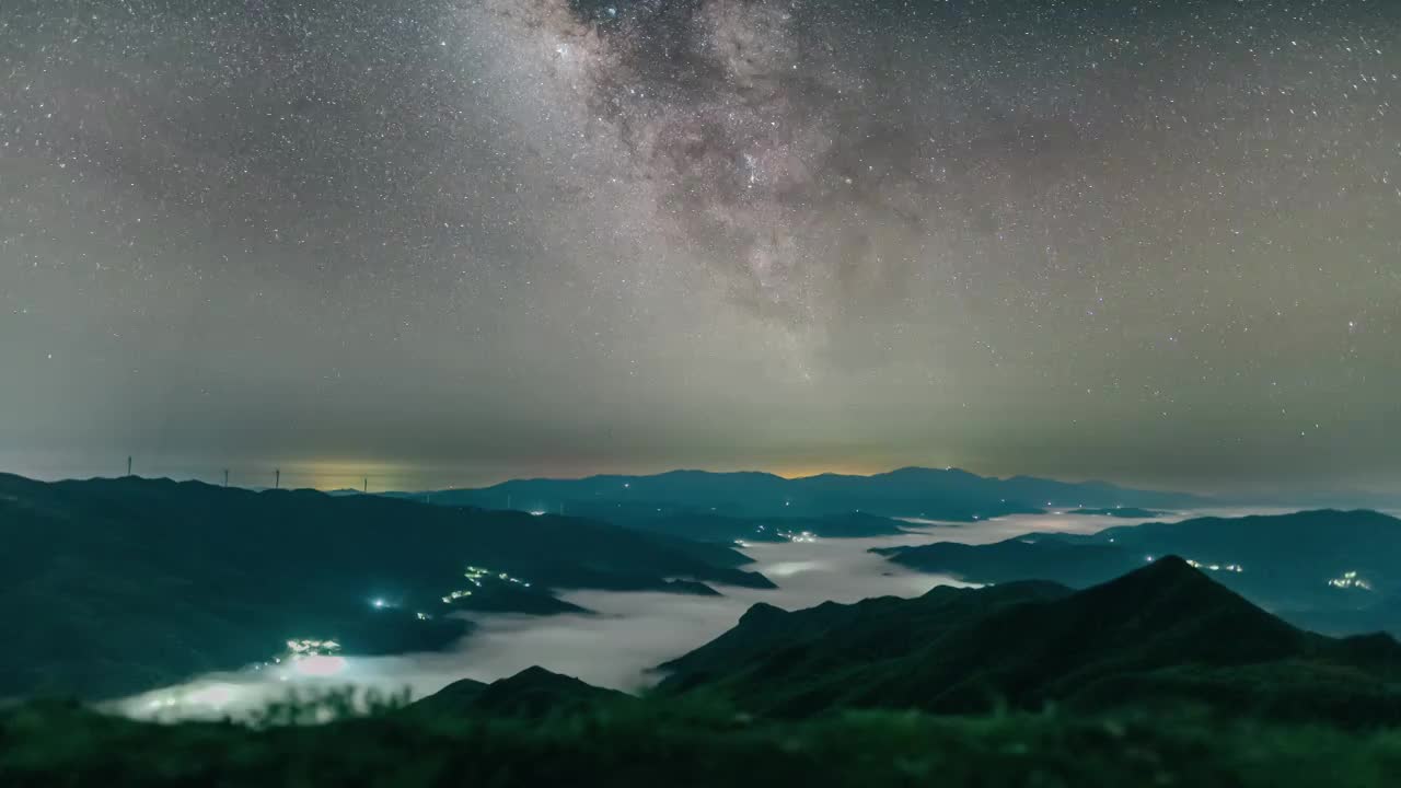 广西桂林星空银河与山川云海延时摄影视频素材