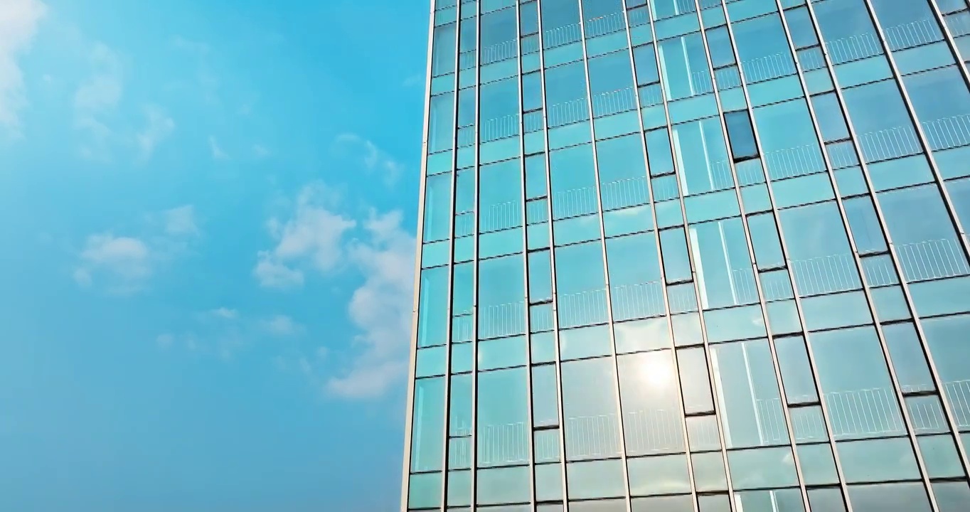 航拍玻璃幕墙建筑景观视频下载