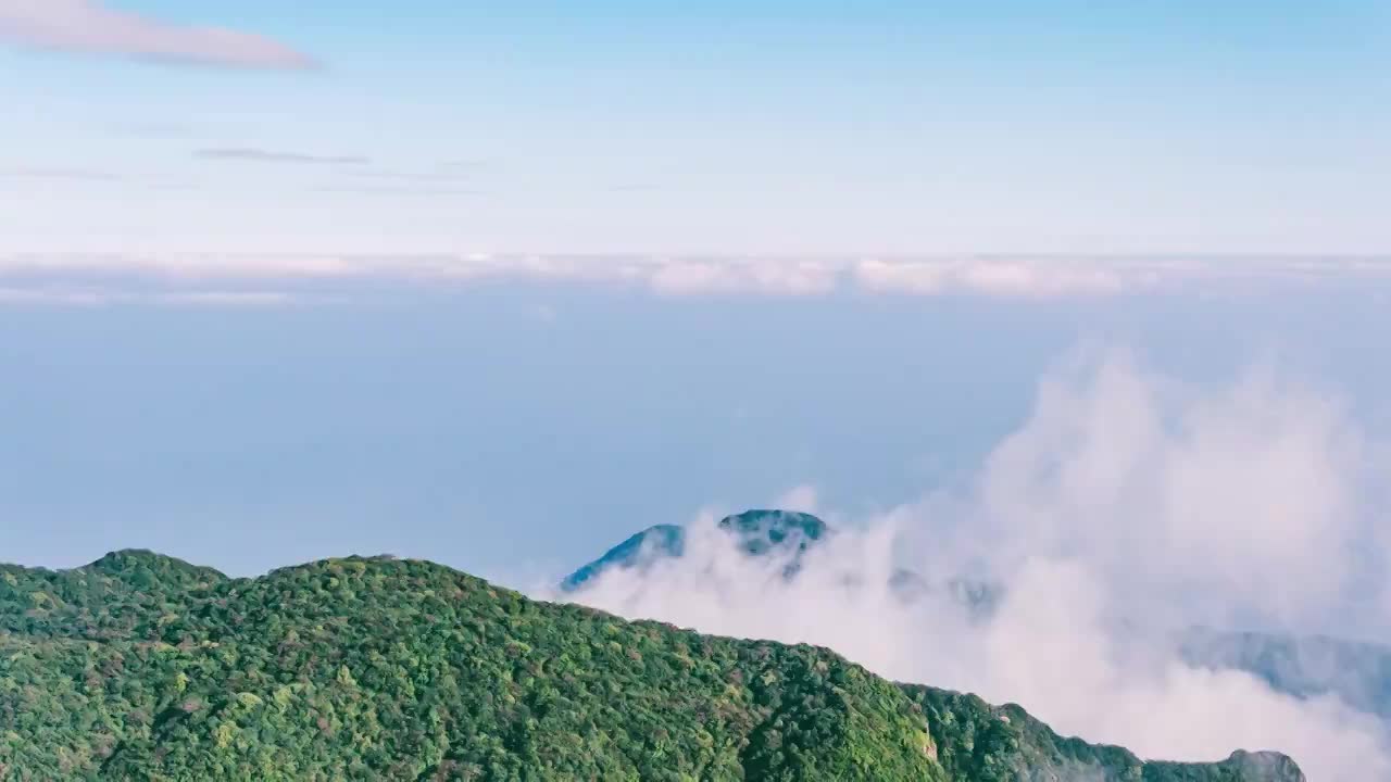 桂林猫儿山山顶云雾延时摄影视频素材