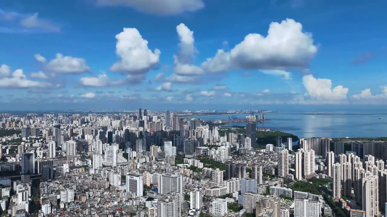 航拍海南省海口市龙华区城市延时风光视频素材