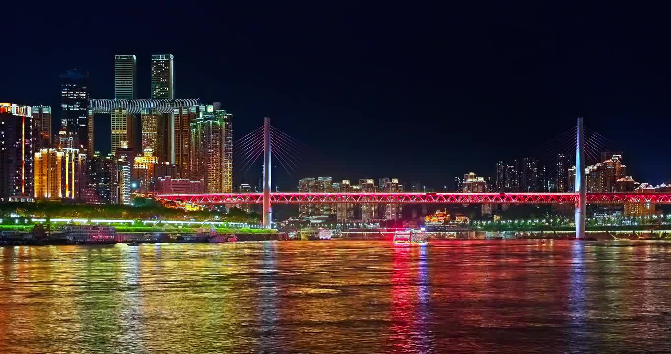 中国重庆天际线和河流与桥梁夜景无建筑商标视频下载