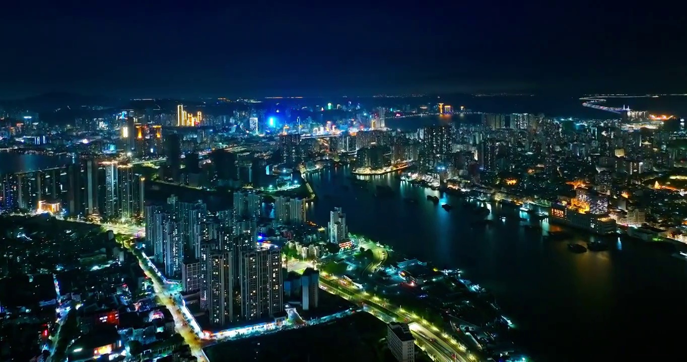 航拍澳门岛城市金融区天际线夜景视频素材