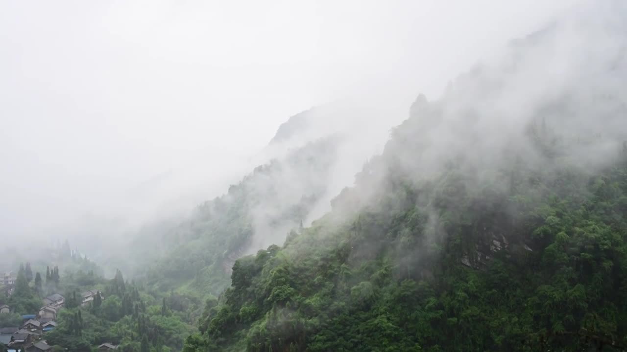 山乡雨景下雨天雨雾飘过（合集）视频下载