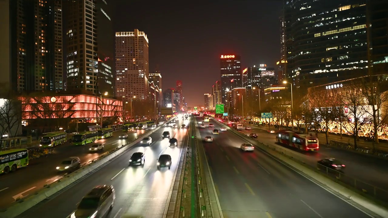 北京CBD国贸桥节日夜景车流视频素材