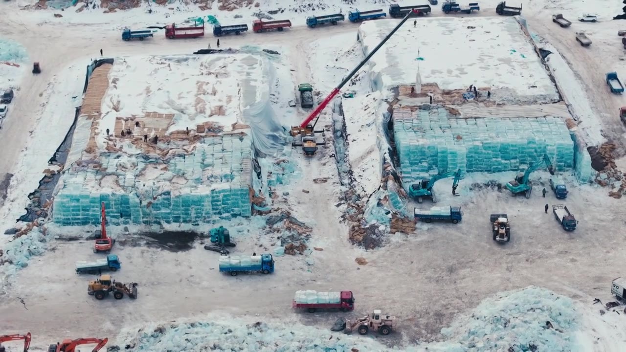 哈尔滨建设中的冰雪大世界视频素材