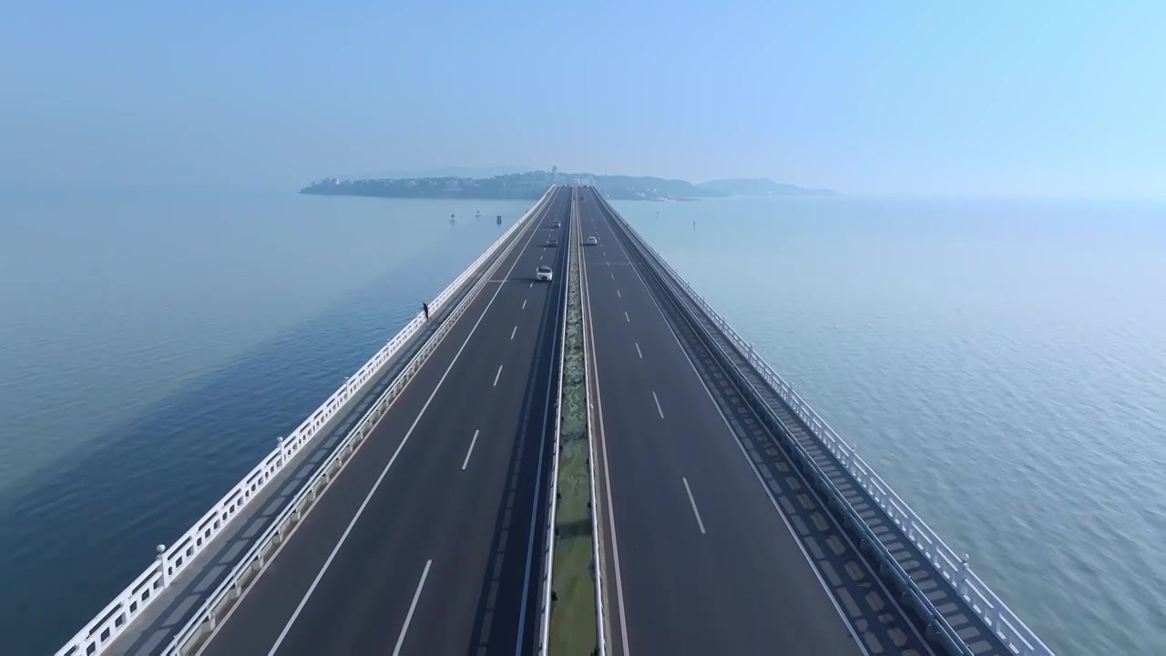 苏州吴中西山太湖大桥清晨薄雾风景航拍(合集)视频下载
