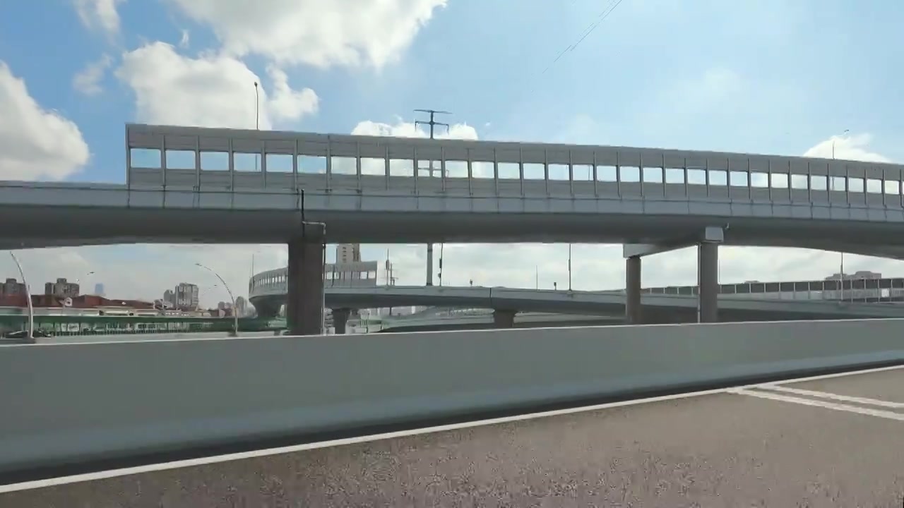 上海城市高速公路隔音板视频下载