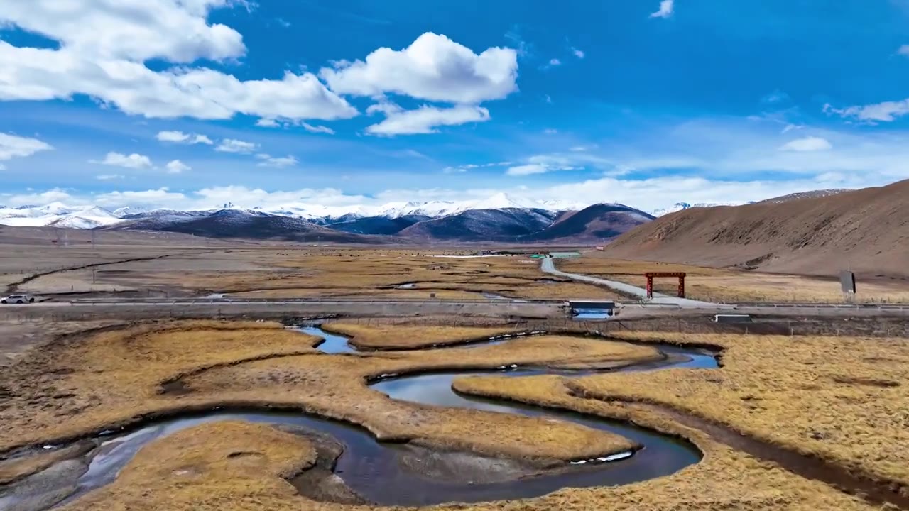 冬季高山牧场河流视频素材