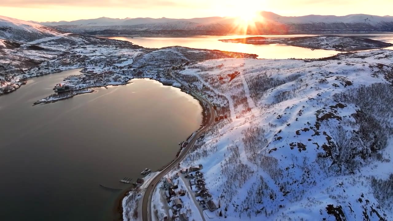 4K航拍北欧挪威特罗姆瑟雪景日出风光视频下载