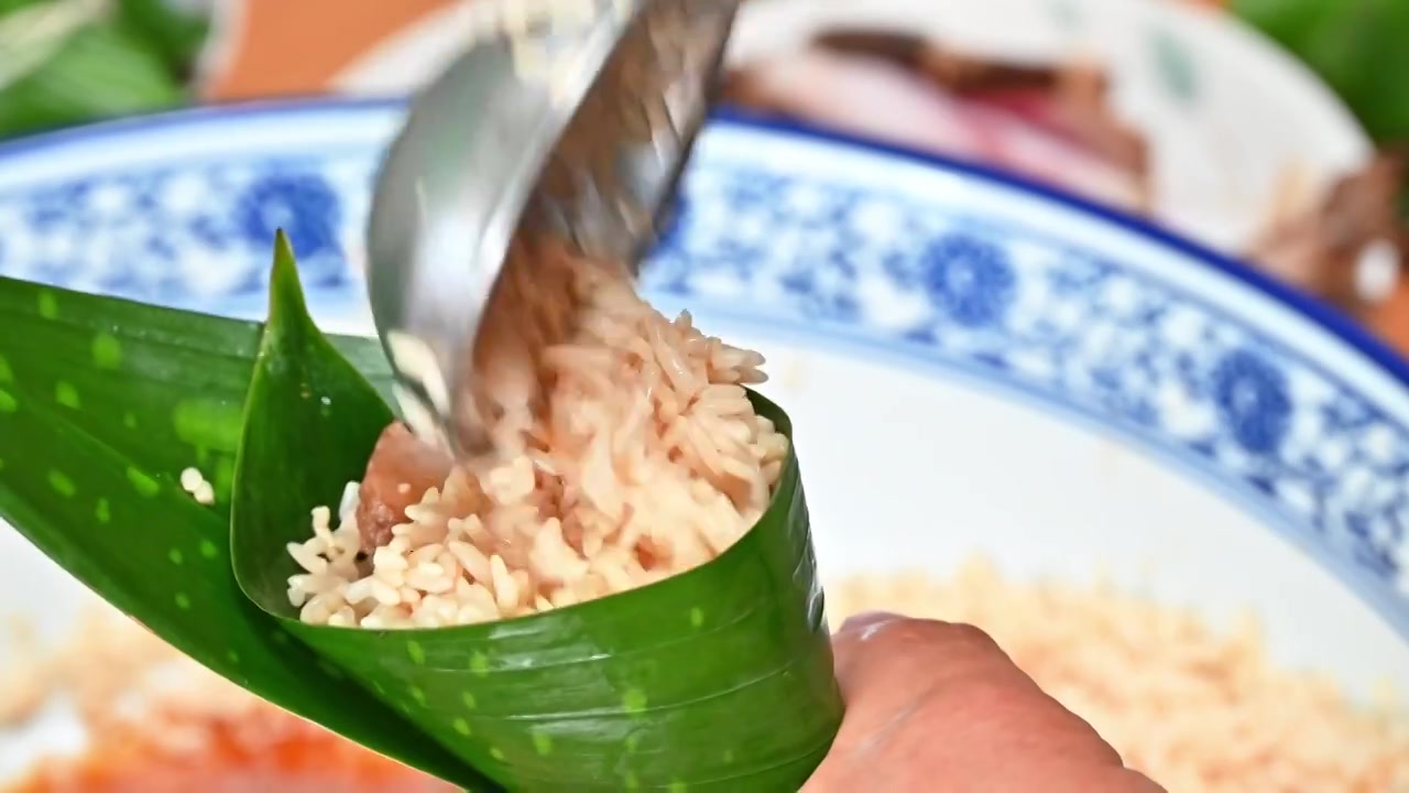 手工包粽子肉粽视频下载