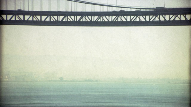 旧金山-奥克兰海湾大桥交通/旧金山视频素材