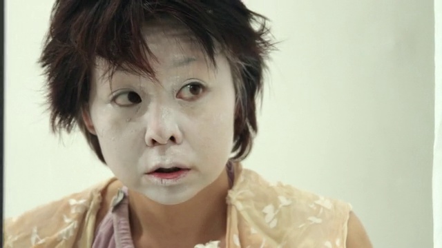 日本舞踏舞者在脸上化妆/美国纽约纽约视频素材