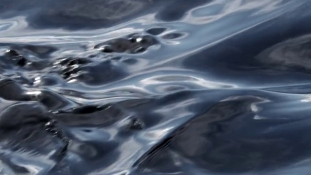 cuzi SLO MO瀑布水溅/黄石国家公园，怀俄明州，美国视频下载
