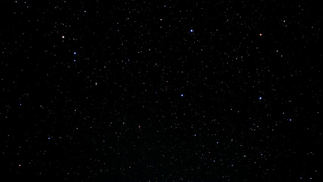 放大大设计螺旋星系梅西耶74的视频视频素材