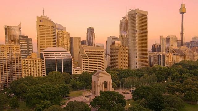 WS T/L PAN塔和城市视图/悉尼，新南威尔士，澳大利亚视频素材