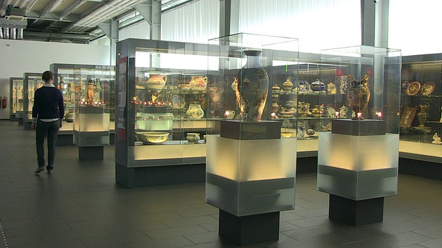 MS PAN陶瓷博物馆Villeroy和Boch / Mettlach，萨尔州，德国视频下载