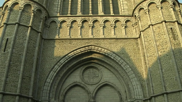 倾斜射击布鲁日教堂布鲁塞尔佛兰德斯布拉班特比利时视频素材