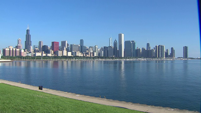 阳光灿烂的芝加哥天际视频素材