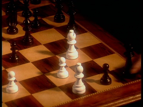 象棋比赛中的走法视频素材
