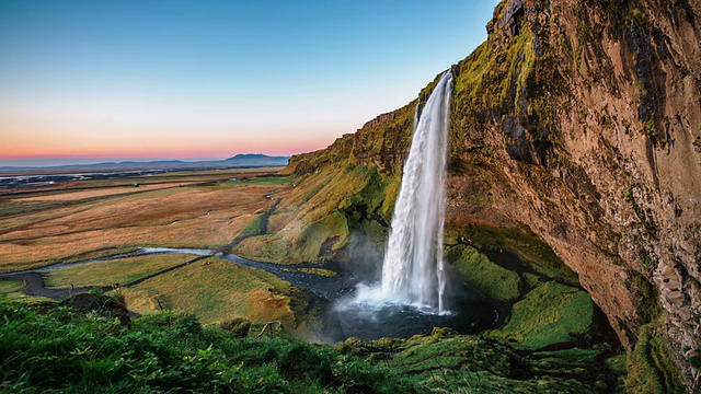 冰岛Seljalandsfoss瀑布慢镜头视频下载