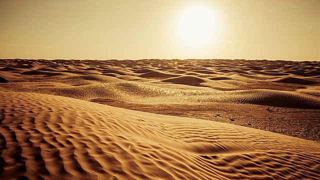 撒哈拉沙漠的日落/东方大Erg /突尼斯视频购买