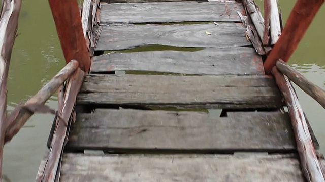 古老的木桥视频下载
