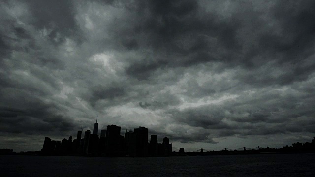曼哈顿的风暴视频素材