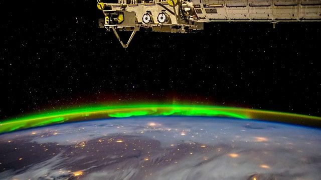 国际空间站通过北极光美国-时间流逝视频素材