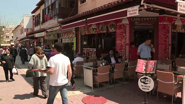 商店和购物者，Kusadasi，土耳其视频素材
