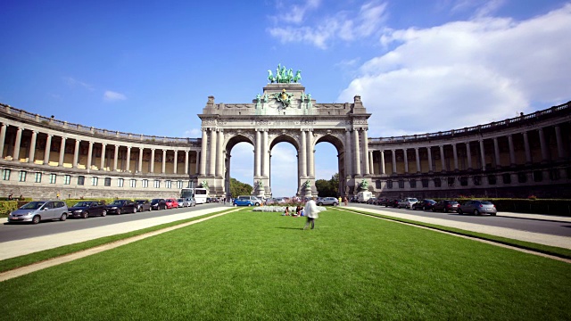 比利时布鲁塞尔Cinquantenaire广场凯旋门视频素材