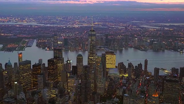 直升机拍摄的曼哈顿市中心天际线地标视频素材