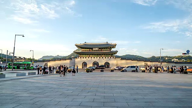 4k时间的日落场景在光华门在京福冈城堡，首尔视频下载
