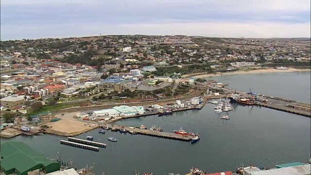 莫塞尔湾-鸟瞰图-西开普，伊甸区自治市，莫塞尔湾，南非视频素材