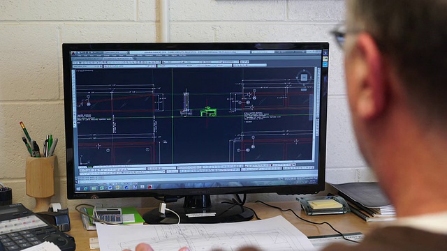 用于建筑制图的CAD效果图显示的计算机显示器CU视频素材
