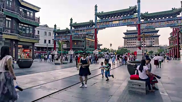 延时拍摄，中国北京前门大街。视频素材