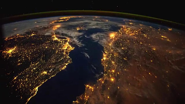 来自国际空间站的行星地球:灯光夜景视频素材
