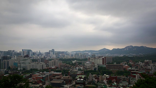 阴天俯瞰首尔城视频素材